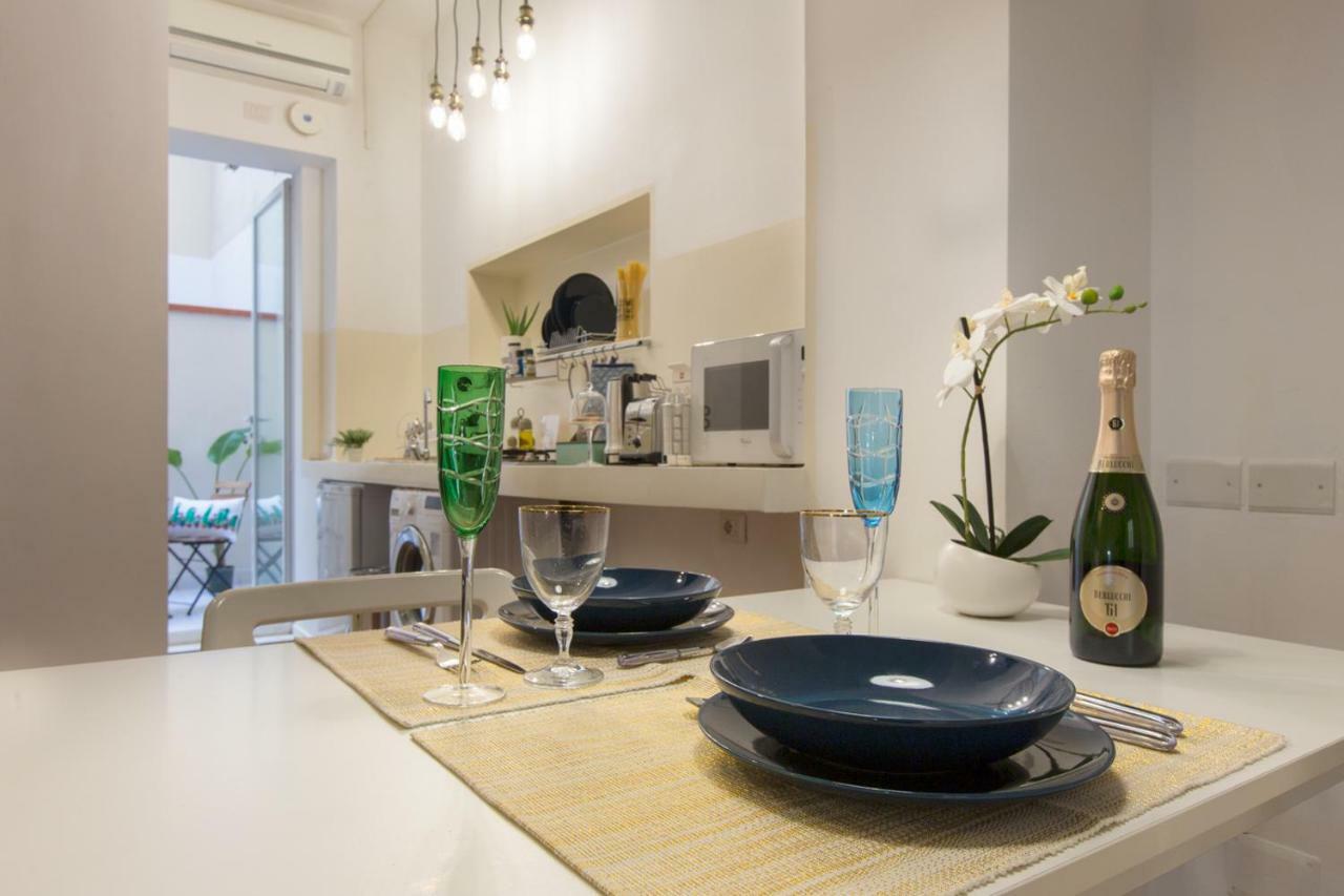 Piazza Martiri Apartment Cagliari Exterior photo